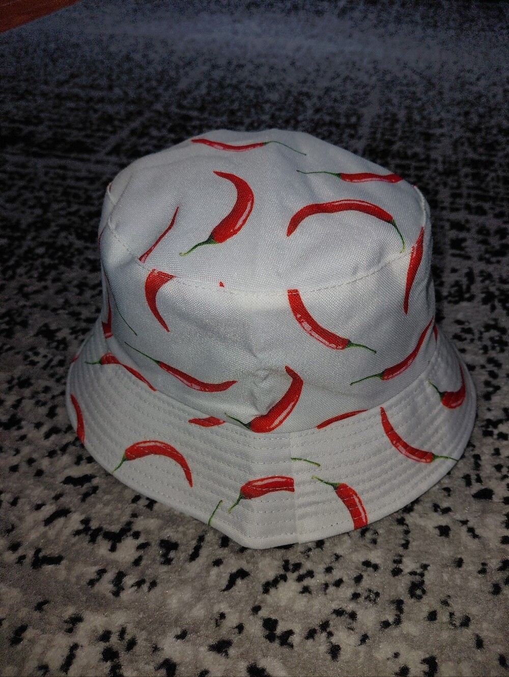 Jeanne Simmons Chili Pepper Bucket Hat White Red Cotton Short Brim NWT CC - Picture 5 of 9
